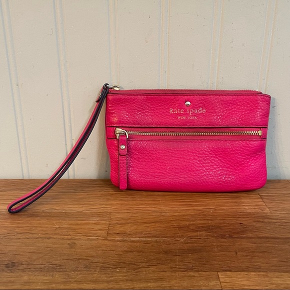 kate spade Handbags - Kate Spade Leather Wristlet